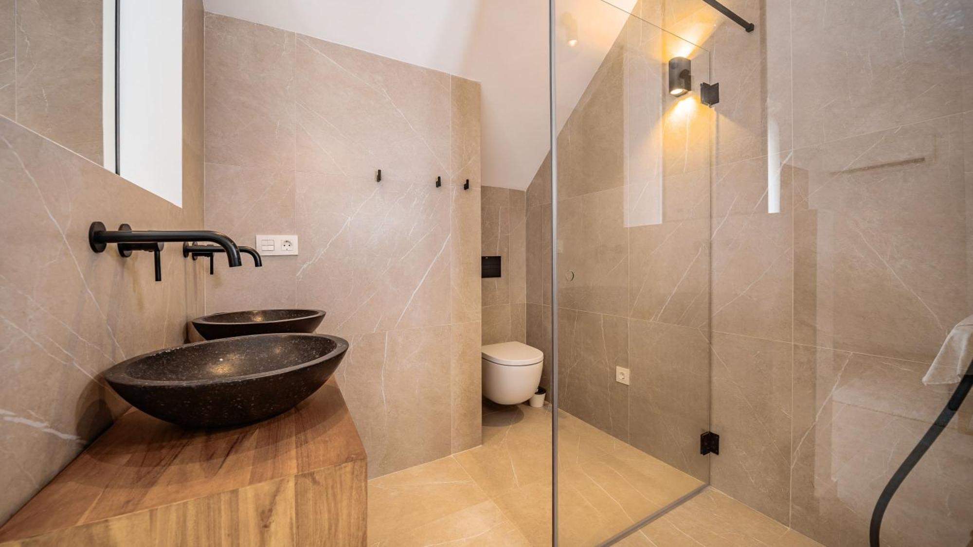 La Maestranza Luxury Views Nueva Andalucia Apartamento *